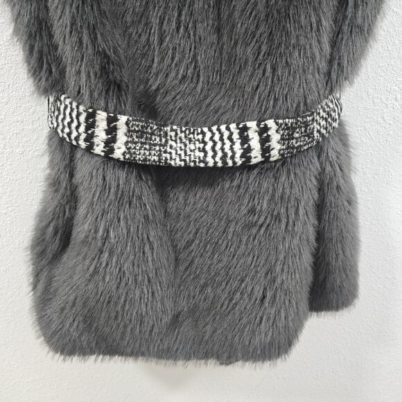 Chic Women’s Faux Fur Vest – Black & White Houndstooth Belted Long Sleeveless... - Picture 8 of 10